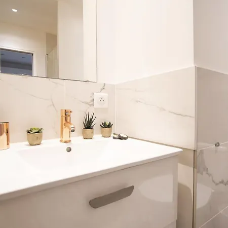 Guestready - Bright And Comfy Very Close To Eiffel Tower! Apartment Paris