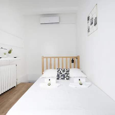 Guestready - Bright And Comfy Very Close To Eiffel Tower! *