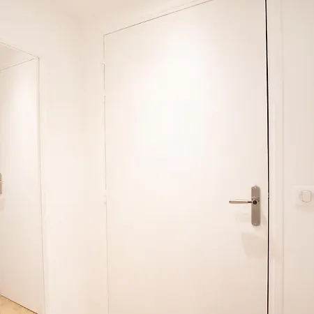 Guestready - Bright And Comfy Very Close To Eiffel Tower! Paris